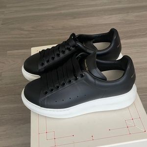 Alexander McQueen shoe|sneaker